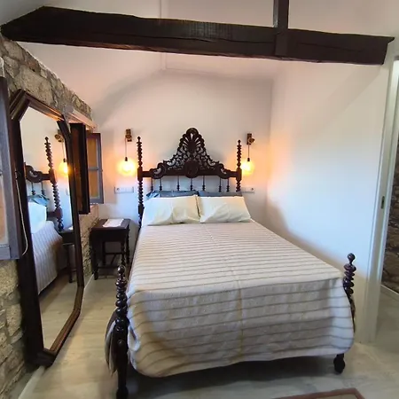 Casa Da Maria Gata بيت للعطل *
